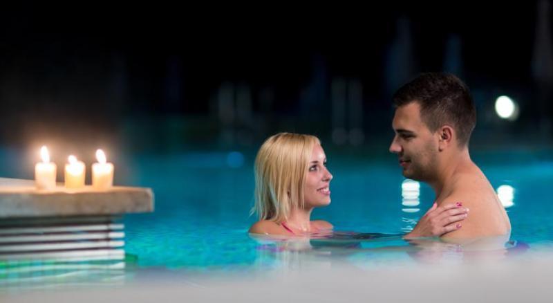 Hotel Rimski Dvor - Rimske Terme ريمسكي توبليتسي المظهر الخارجي الصورة