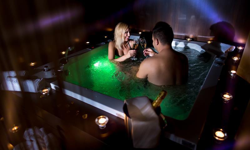 Hotel Rimski Dvor - Rimske Terme ريمسكي توبليتسي المظهر الخارجي الصورة