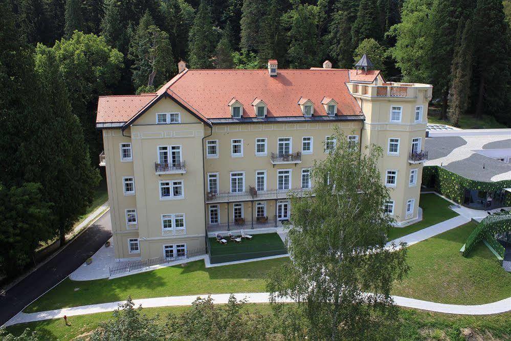 Hotel Rimski Dvor - Rimske Terme ريمسكي توبليتسي المظهر الخارجي الصورة