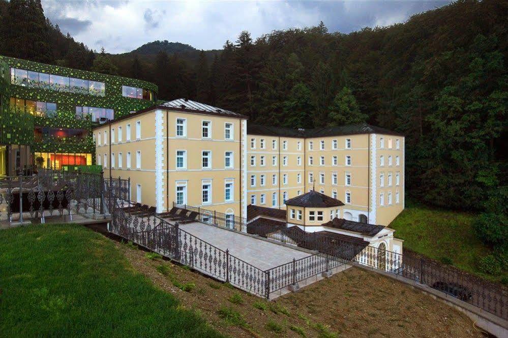 Hotel Rimski Dvor - Rimske Terme ريمسكي توبليتسي المظهر الخارجي الصورة